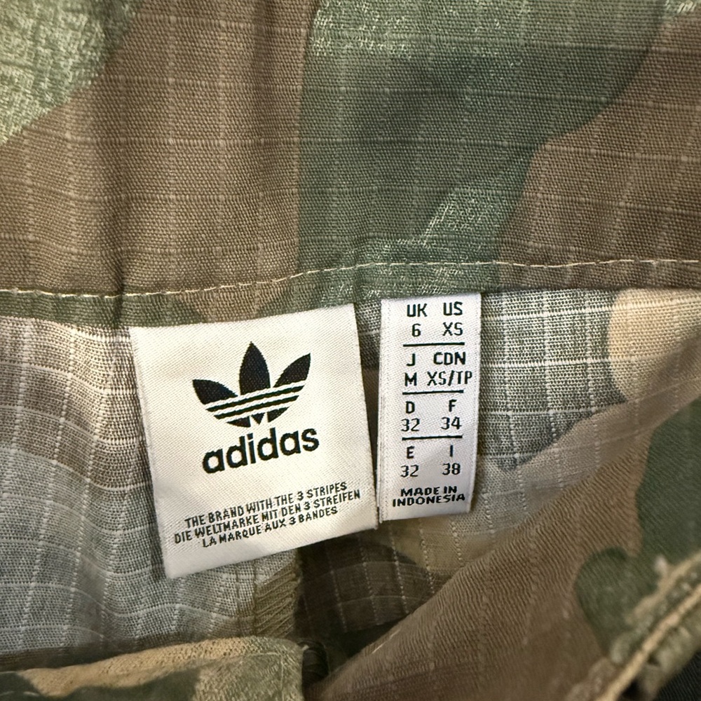Adidas Camo Cargo Utility Pants XS - Picture 5 of 5